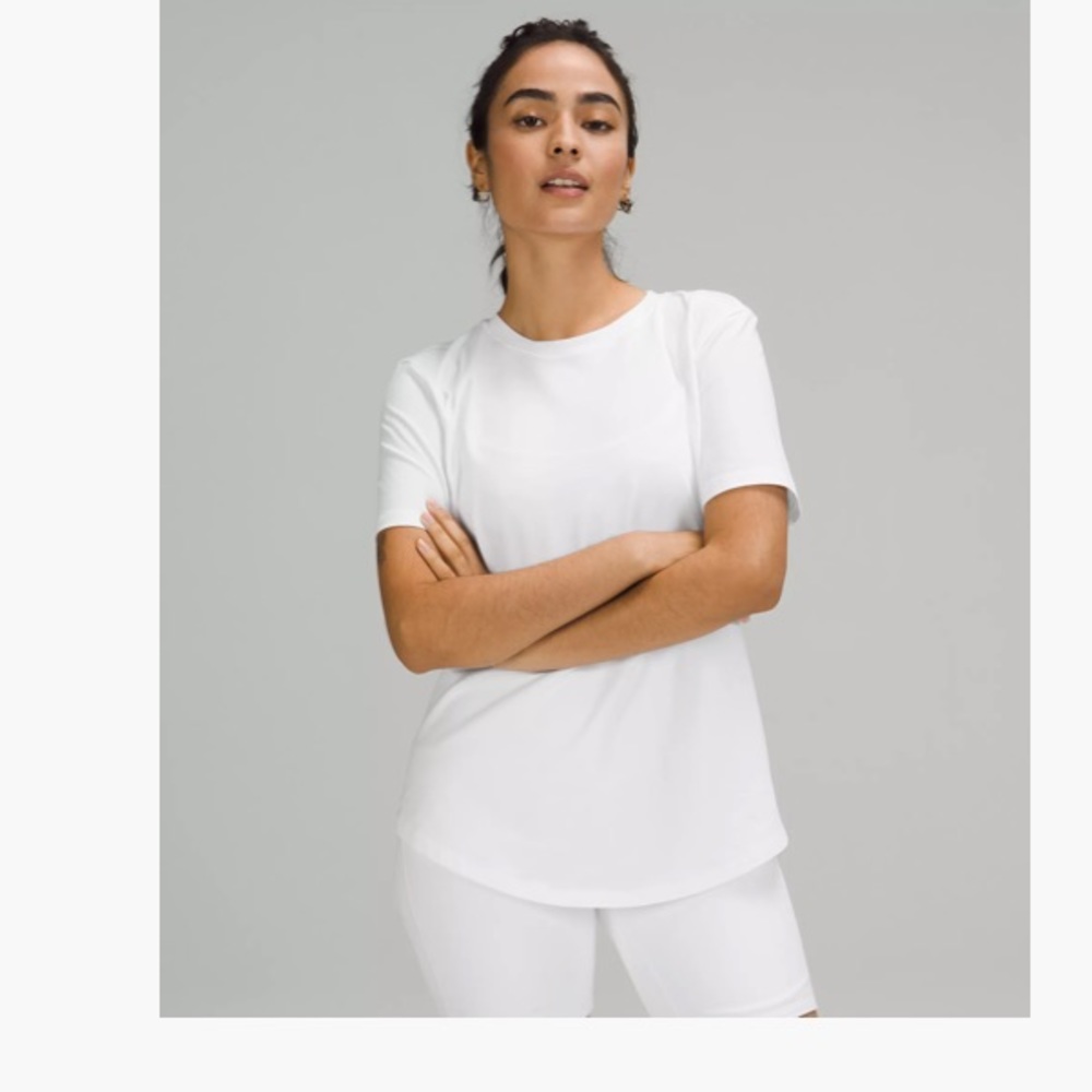 Lululemon Love Crew III in white.  Size 12. Good condition.  No tags.